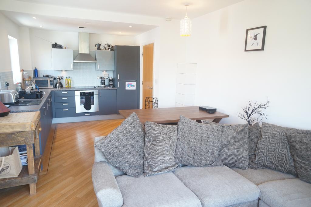 Apartment in Manchester, Greater Manchester - View 4