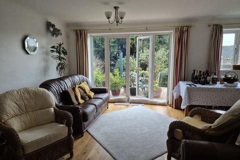 4 bedroom house to rent, Higher Drive, Purley, CR8