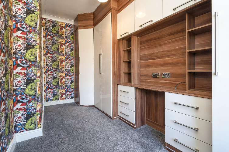 2nd bedroom