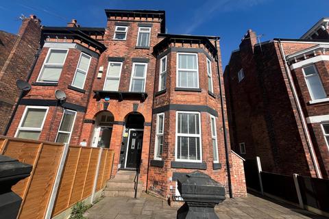 1 bedroom apartment to rent, Central Road, Manchester, M20