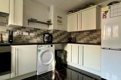 undefined, Goldcrest Road, Castleford WF10