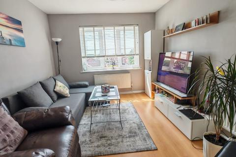 1 bedroom flat to rent, Gendle Court, Tamworth, B77