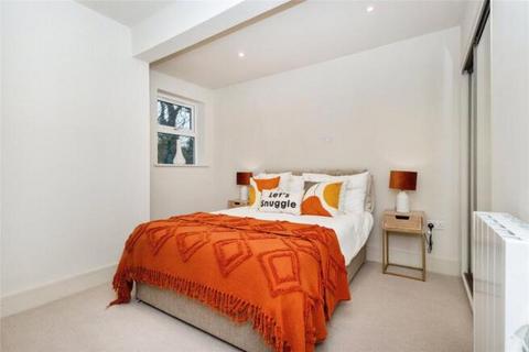 2 bedroom apartment to rent, Whalley Road, Manchester, M16
