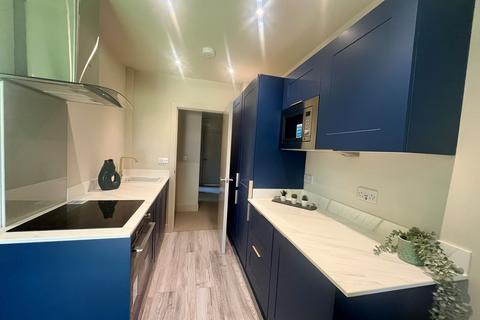 Whalley Road, Manchester, M16
