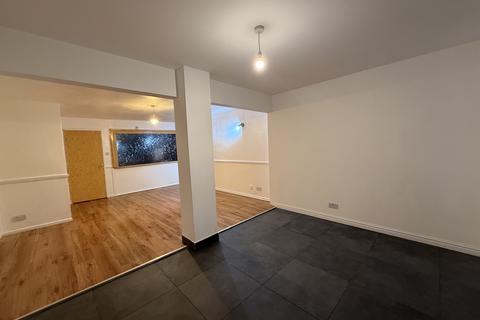 undefined, Eliot Close, Tamworth, B79