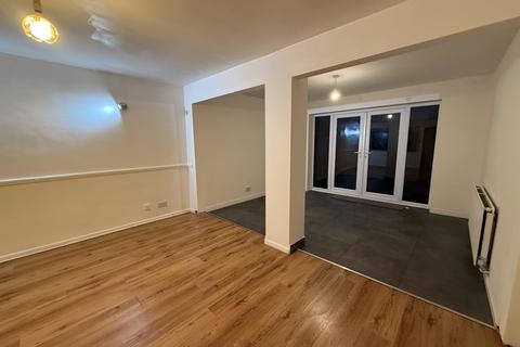 undefined, Eliot Close, Tamworth, B79