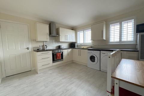 2 bedroom flat to rent, Watson Terrace, Ayr, KA6