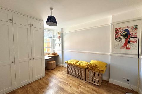 1 bedroom in a house share to rent, Quadrant Road, THORNTON HEATH, CR7