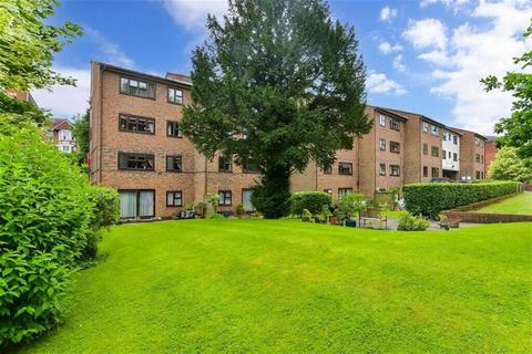 1 bedroom flat to rent, Knowle lodge, Caterham, CR3