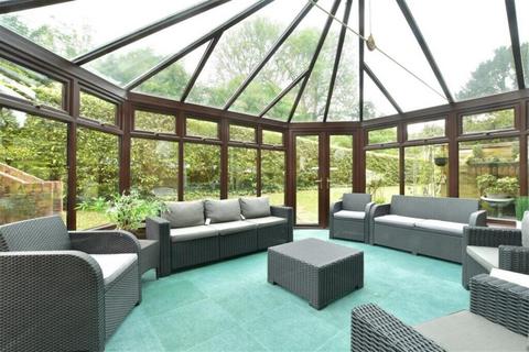 1 bedroom flat to rent, Knowle lodge, Caterham, CR3