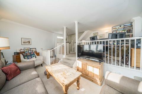 undefined, Park Road, Hampton Wick Kingston Upon Thames KT1