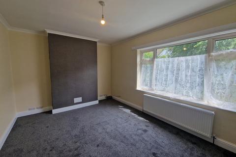 3 bedroom house to rent, Eighth Avenue, Mansfield, NG19
