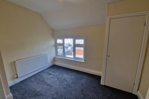3 bedroom house to rent, Eighth Avenue, Mansfield, NG19