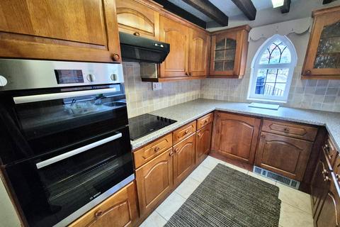 undefined, Marford Hill, Wrexham, LL12
