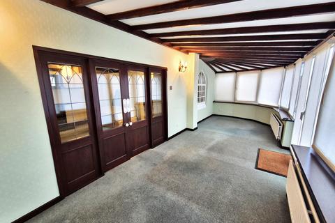 undefined, Marford Hill, Wrexham, LL12