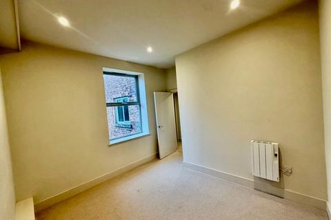 2 bedroom apartment to rent, Whalley Road, Manchester, M16
