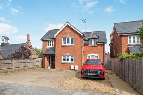 4 bedroom detached house for sale, Church Street, Gawcott, Buckingham