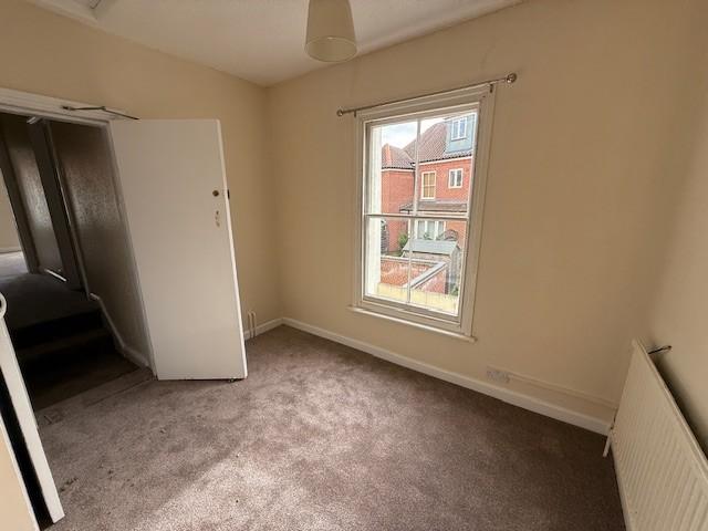L T202510071547.jpg
