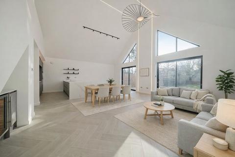 undefined, Surrey Gardens, Effingham Junction, KT24