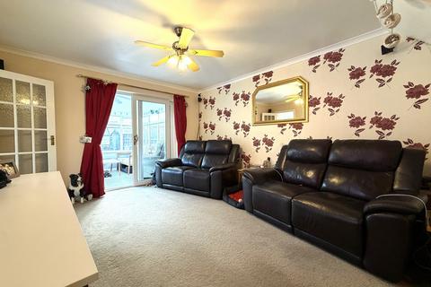 4 bedroom semi-detached house for sale, Ixworth Close, Swindon SN5