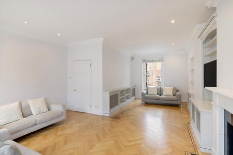 4 bedroom end of terrace house for sale, Halsey Street, London SW3.