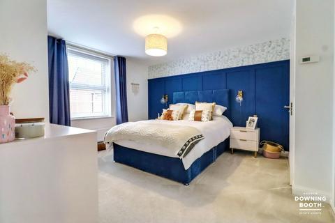 undefined, Mansell Avenue, Fradley, Lichfield, WS13 8ZH - Beautifully Presented Family Home