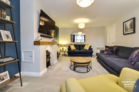 undefined, Mansell Avenue, Fradley, Lichfield, WS13 8ZH - Beautifully Presented Family Home