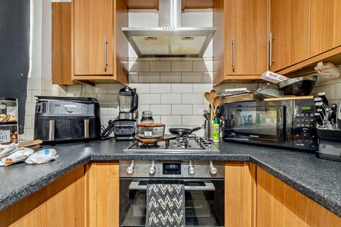 3 bedroom terraced house for sale, Sleaford Road, Newark, NG24
