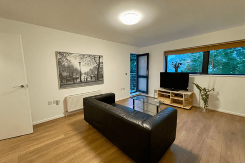 2 bedroom apartment to rent, Hawgood Street, London, E3