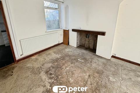 2 bedroom end of terrace house for sale, Mount Pleasant Street, Aberbargoed, Bargoed