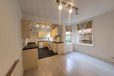 undefined, Harold Road, Southamtpon SO15