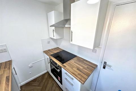1 bedroom terraced house for sale, Gurney Close, Barking