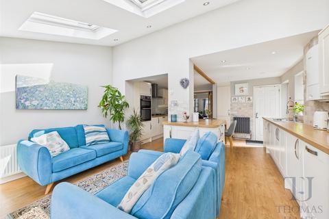 3 bedroom detached house for sale, Daisy Close, Cotgrave, Nottingham