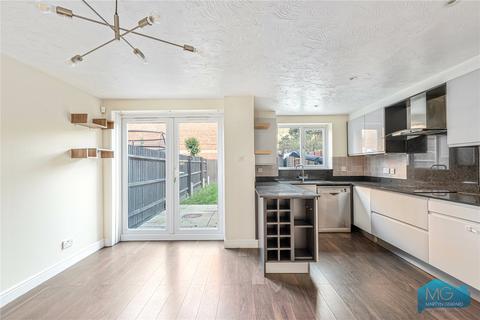 5 bedroom terraced house for sale, Westminster Drive, London, N13