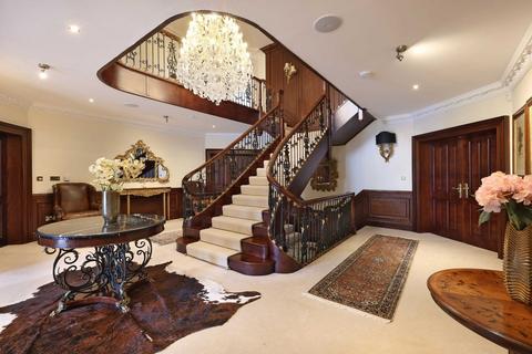 undefined, Dukes Kiln Drive, Gerrards Cross, Buckinghamshire, SL9