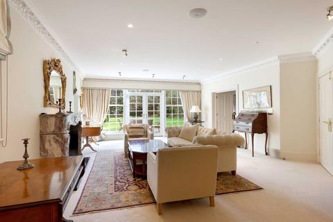 undefined, Dukes Kiln Drive, Gerrards Cross, Buckinghamshire, SL9