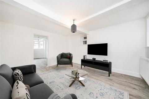 1 bedroom flat to rent, High Street, Kingston Upon Thames KT1