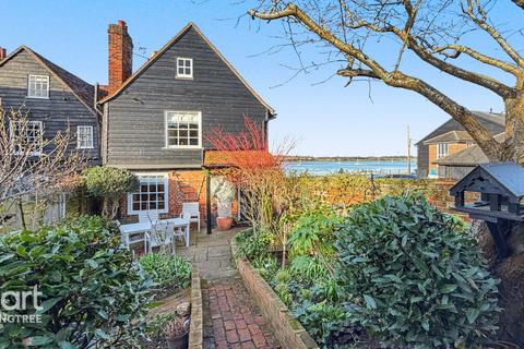 4 bedroom semi-detached house for sale, The Walls, Manningtree, Essex
