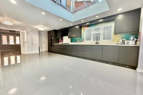 undefined, Balmoral View, Dudley DY1