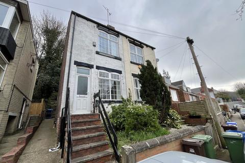 2 bedroom house to rent, Cherry Bank Road, Sheffield, S8