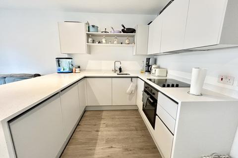 1 bedroom apartment to rent, Marlstone Avenue, Salford, M3