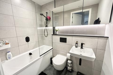 1 bedroom apartment to rent, Marlstone Avenue, Salford, M3