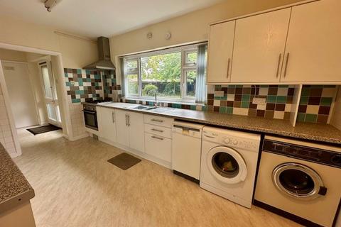 6 bedroom house to rent, Pasley Road, Leicester, LE2