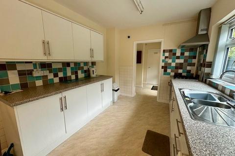 6 bedroom house to rent, Pasley Road, Leicester, LE2