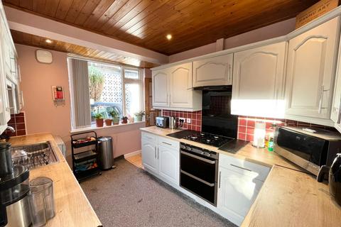 undefined, Howards Road, Wirral, CH61