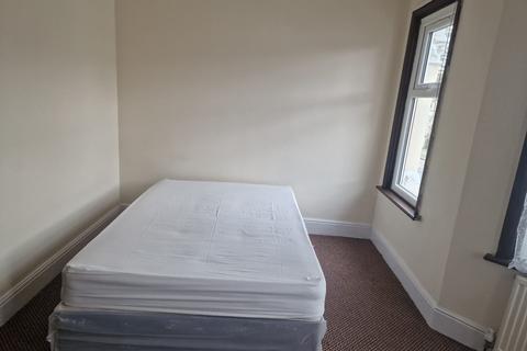 undefined, Southall UB1