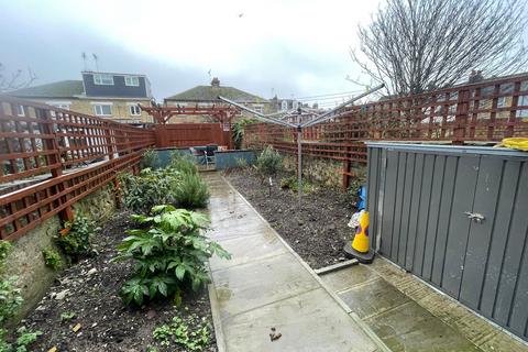 3 bedroom house to rent, Anns Road, Ramsgate, CT11