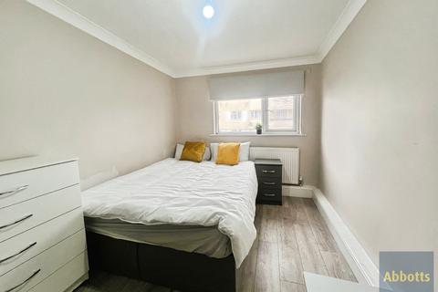 undefined, Oldwyk, Basildon, SS16