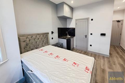 House share to rent, Bournemouth Park Road, SOUTHEND-ON-SEA, SS2