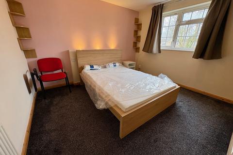 undefined, Canterbury Way, Stevenage, SG1